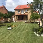 Casa De Romaxe * Muros